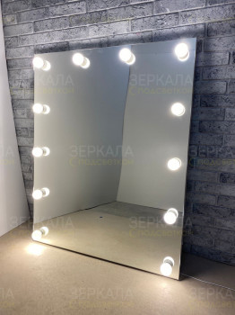 Гримерное зеркало с подсветкой в полный рост без рамы 100х80 см